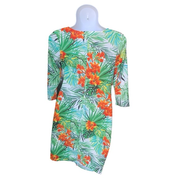 Plus Size 3/4 Sleeve Tropical Print Dress - Picture 4 of 5